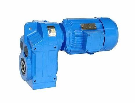 0.12 hingga 200KW Paralel Shaft Helical Gear Reducer Seri R IP55